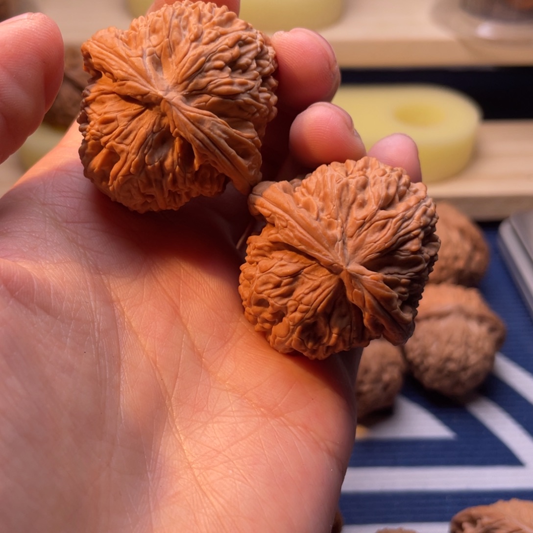 文玩核桃40尺球白