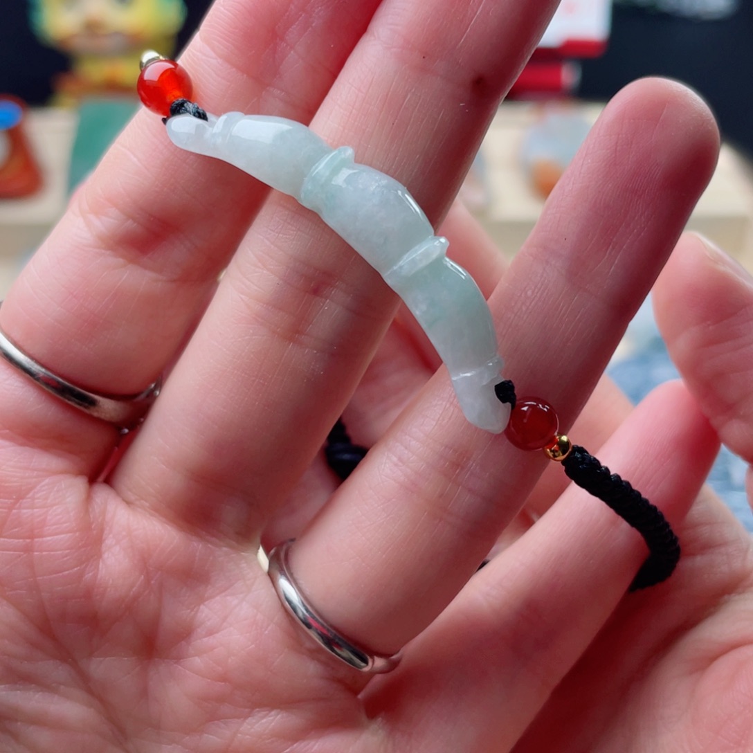 未镶嵌定制翡翠翡翠