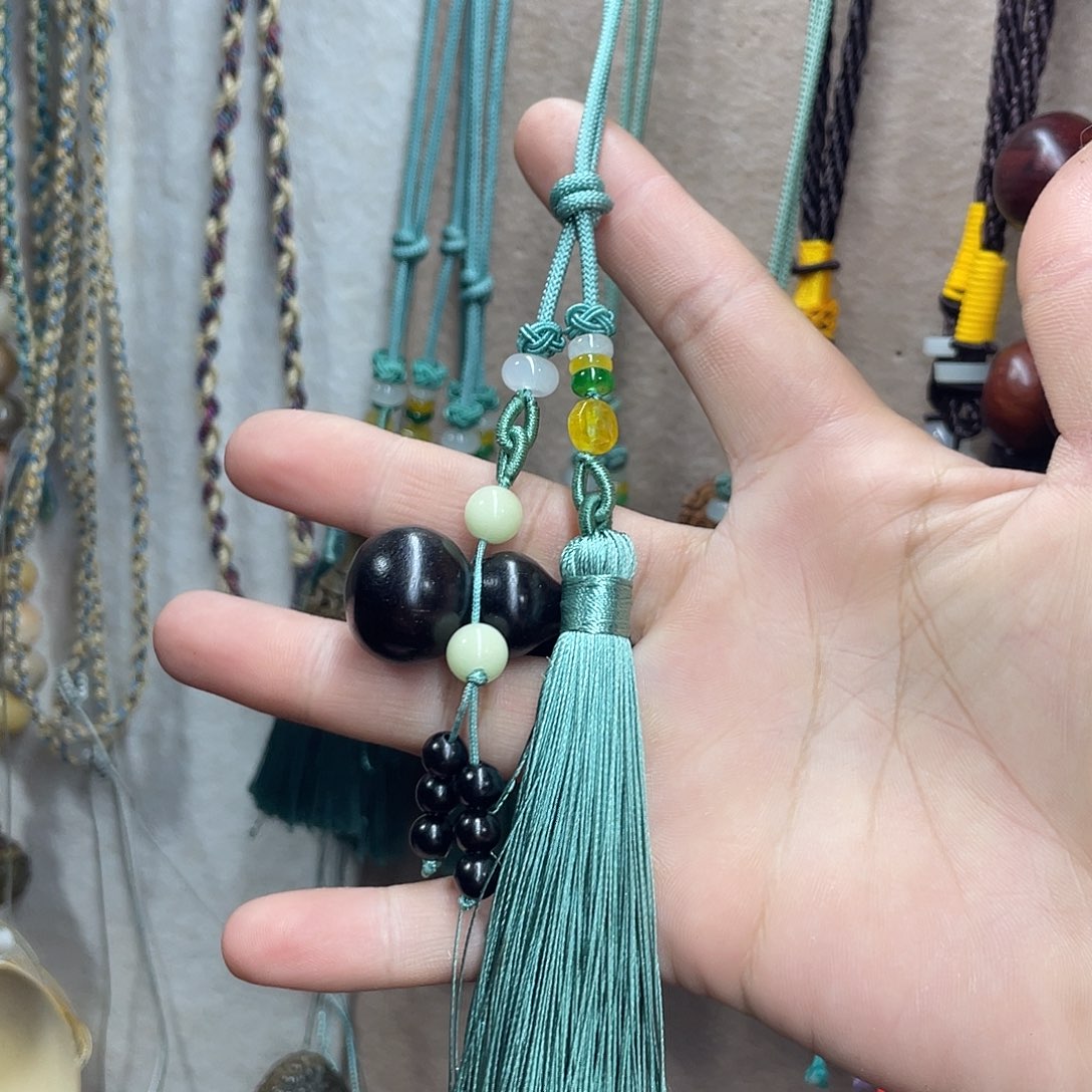 维腊木（绿檀）无事牌