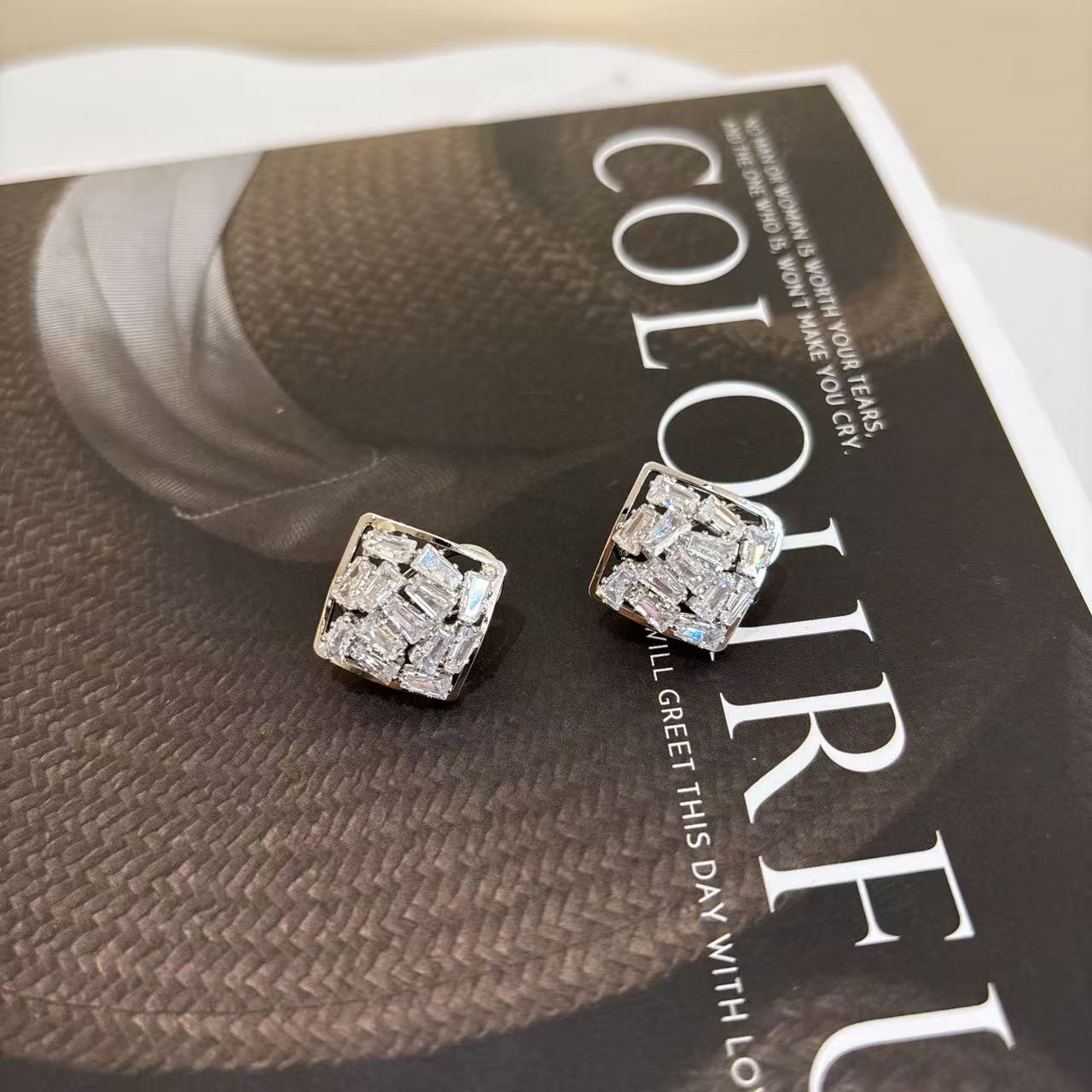 铜合金耳饰 方糖设计感菱形时尚气质耳环