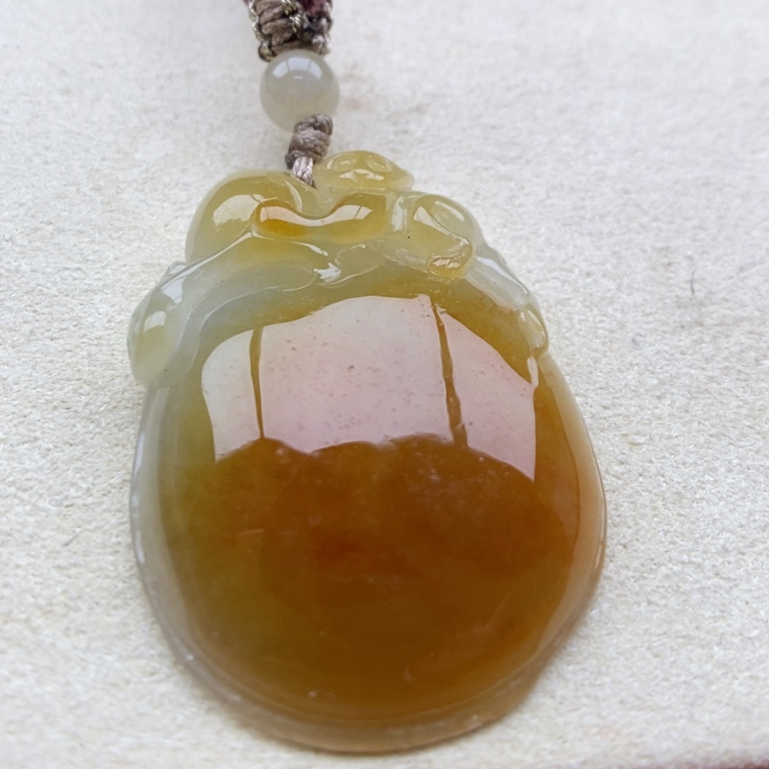 翡翠未镶嵌颈饰吊坠41