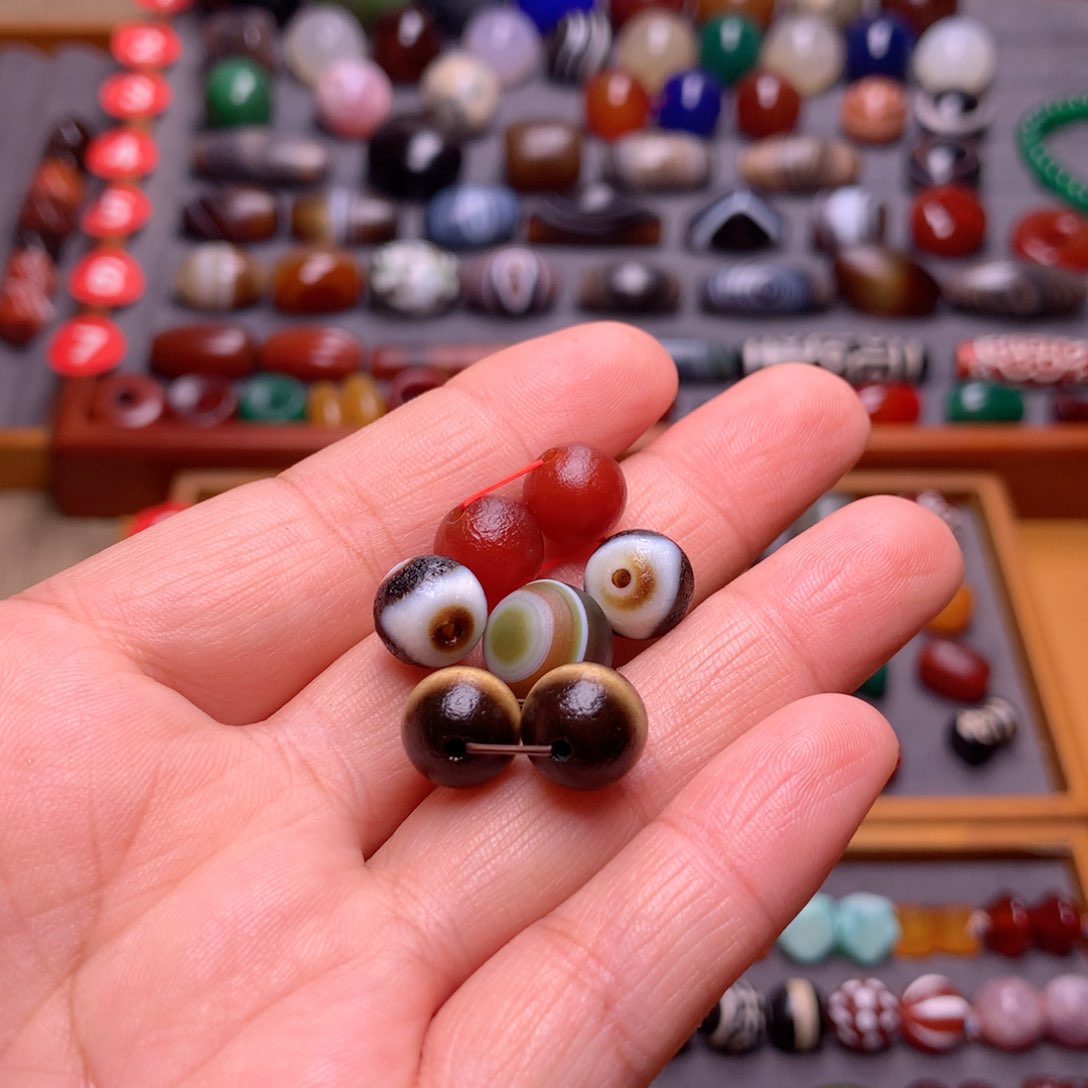 玛瑙/玉髓颈饰未镶嵌S****?