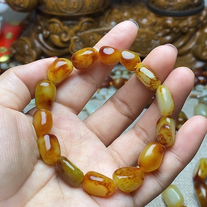 和田玉未镶嵌手链