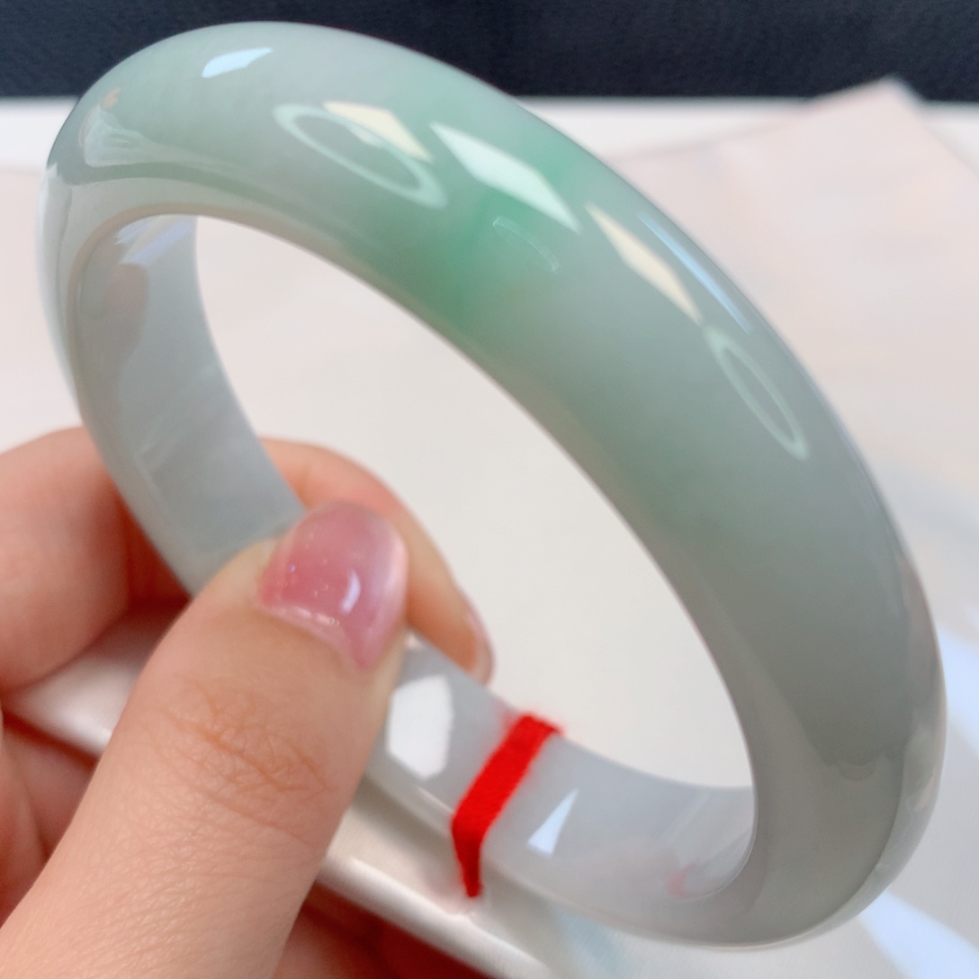 【闪购商品】翡翠手镯未镶嵌56圈