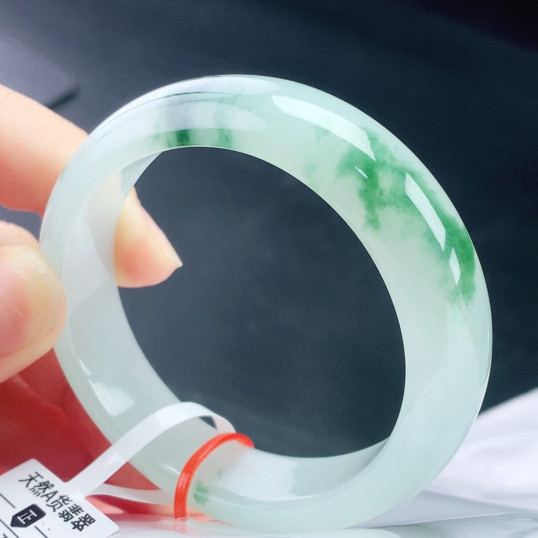 未镶嵌手镯翡翠55贵妃