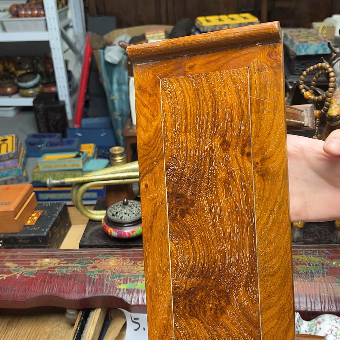 大叶紫檀（黑酸枝木类）