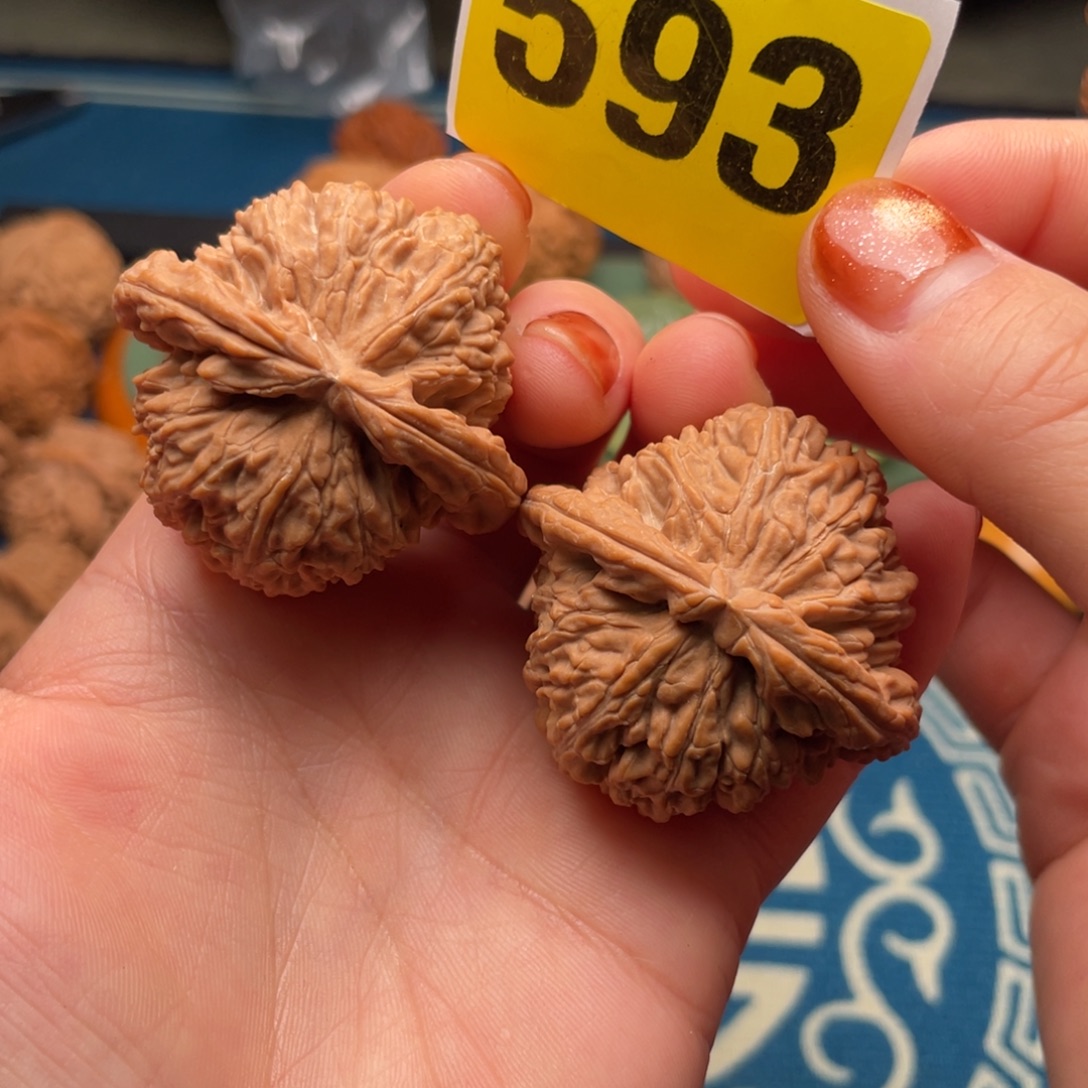 文玩核桃吊坠43全品白狮子593号