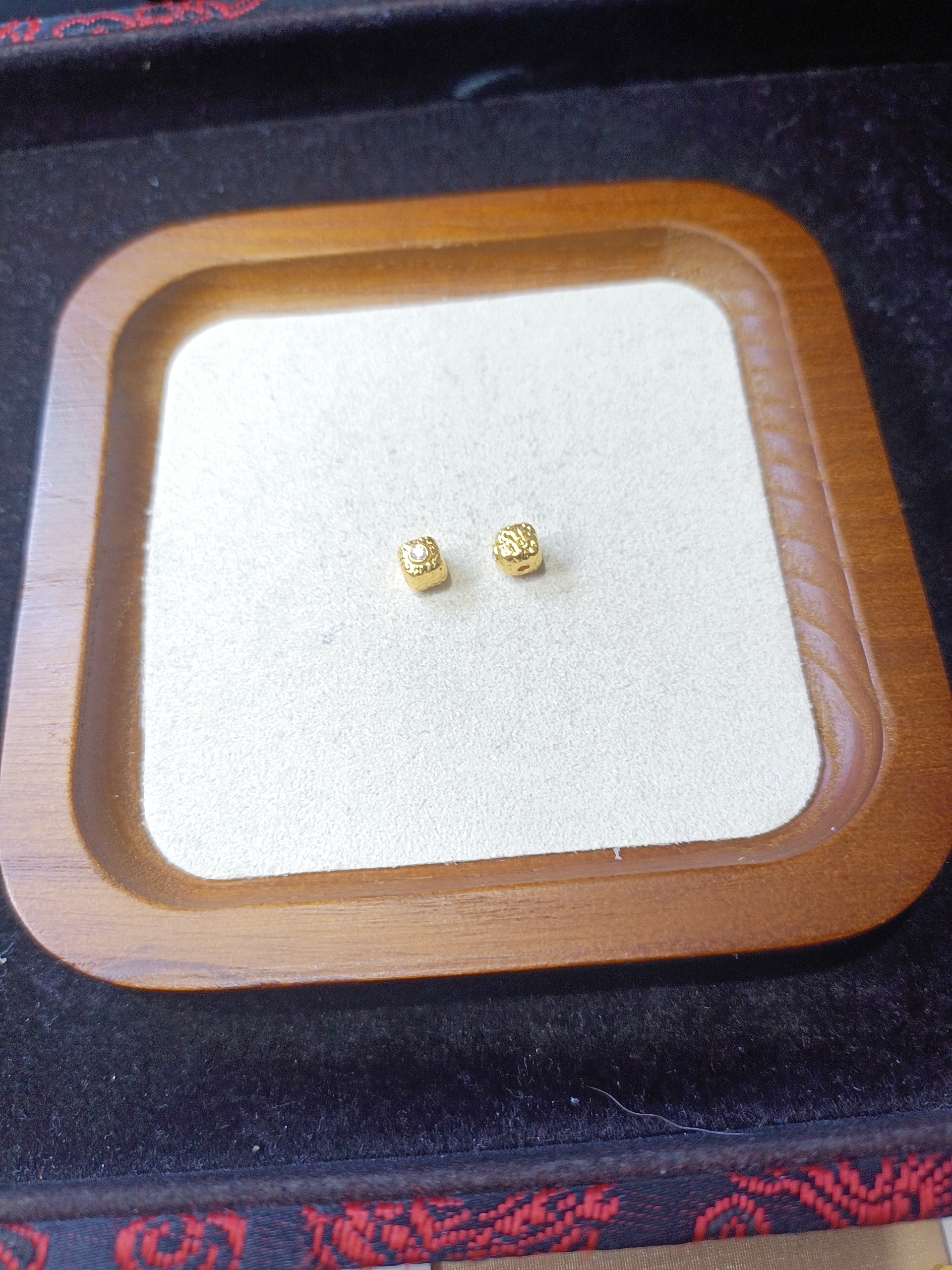 足金999古法5mm方珠1.72克转运珠