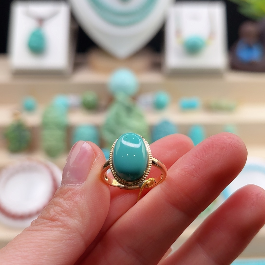 绿松石配饰18K金镶嵌