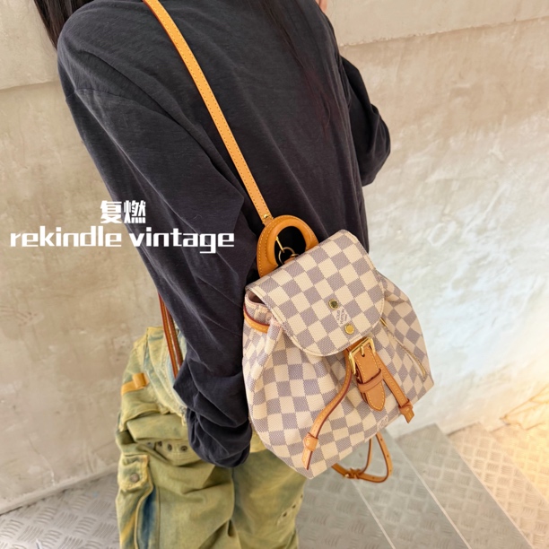95新 LouisVuitton/路易威登 复燃精选/白棋盘格双肩包