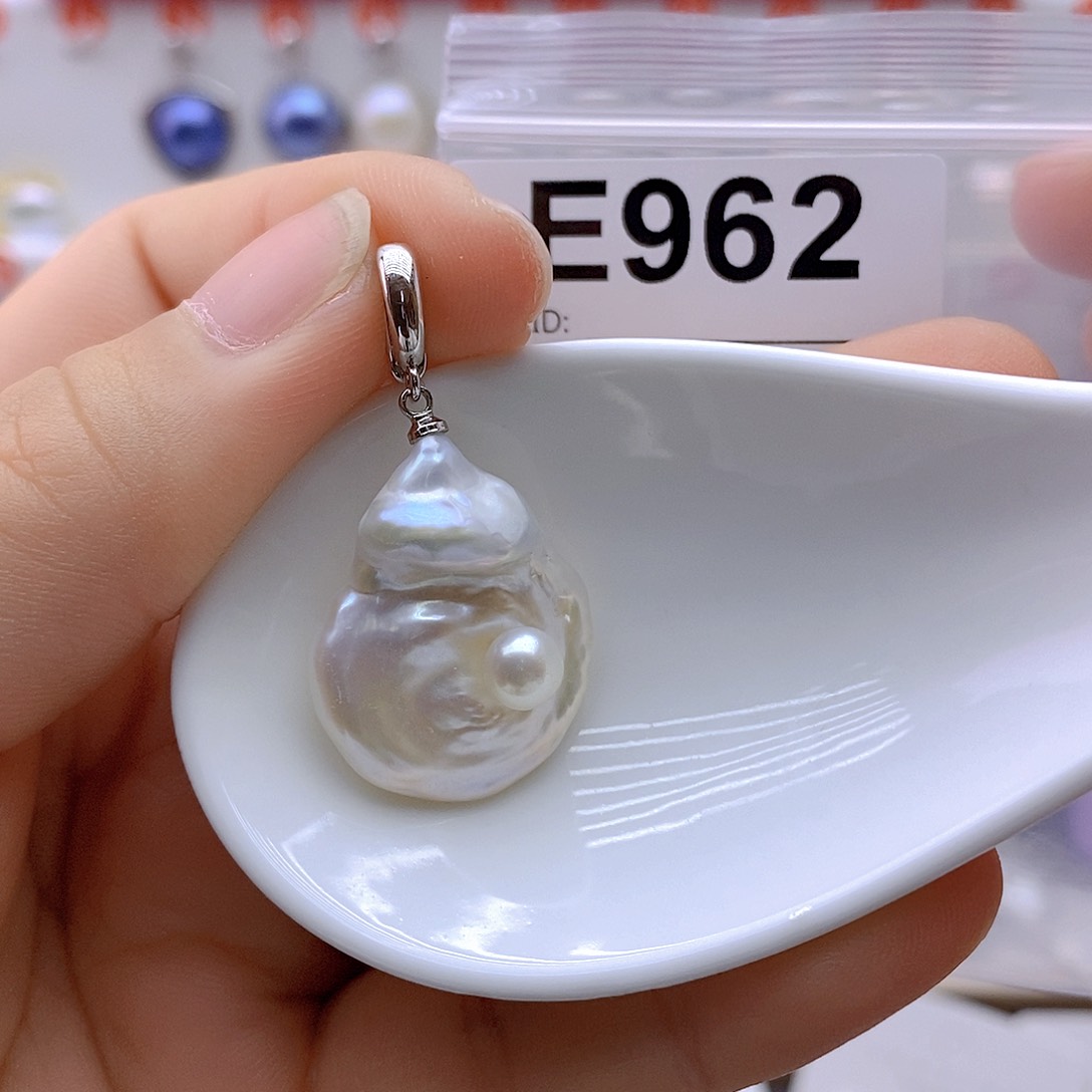 淡水珍珠未镶嵌颈饰