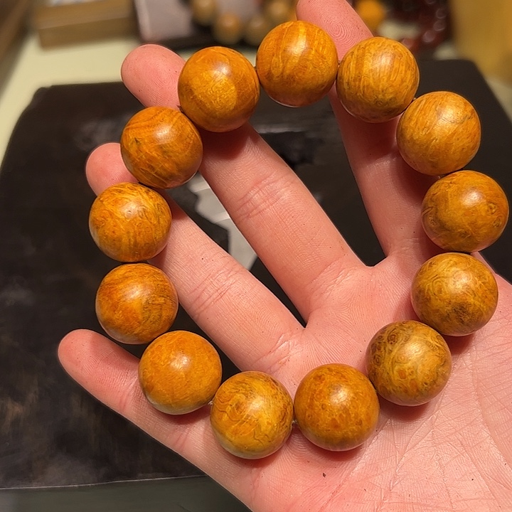 卖***哥端景台紫檀木类檀香