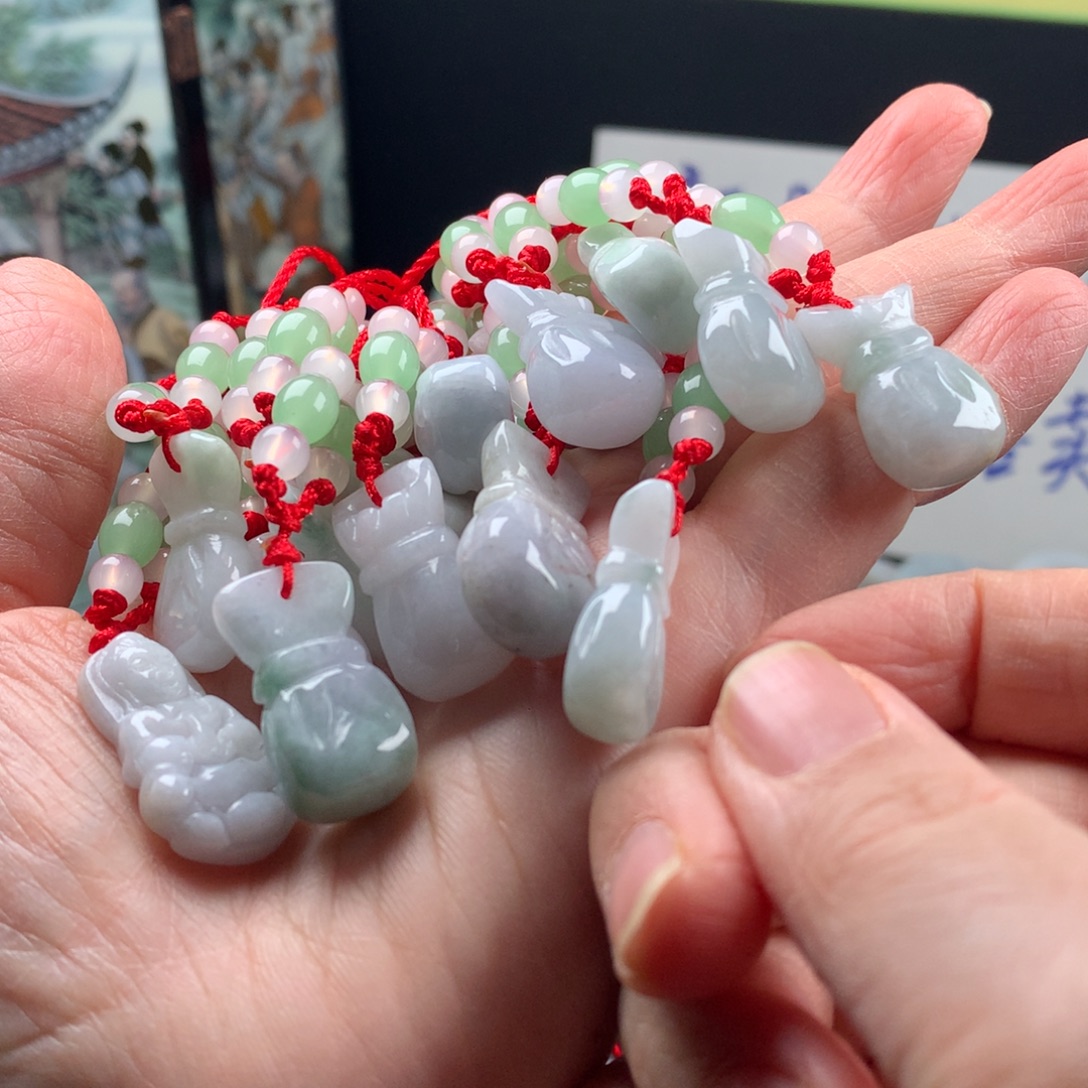 翡翠未镶嵌颈饰多样性发1