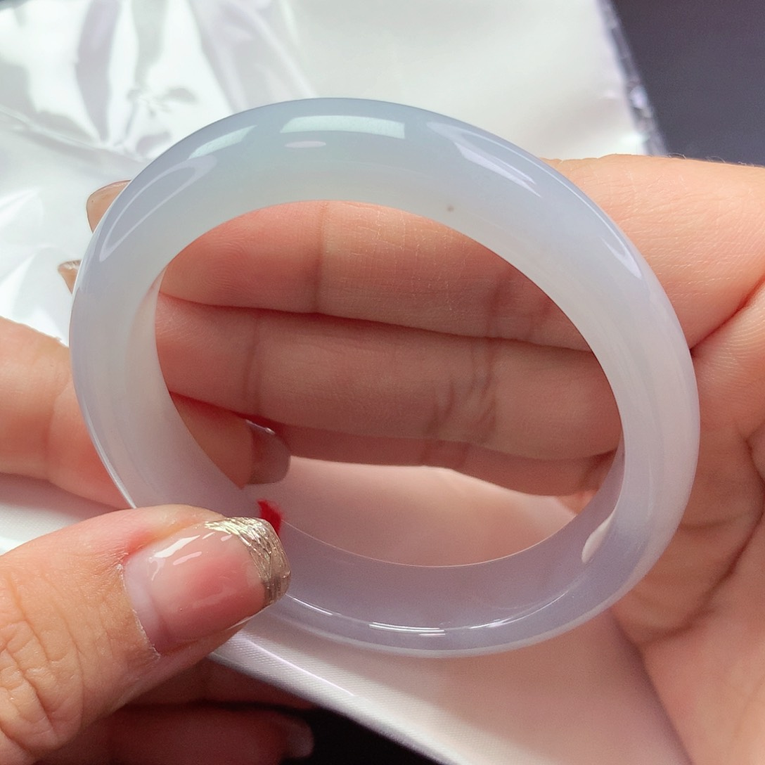 【闪购商品】翡翠手镯未镶嵌贵妃a 142754