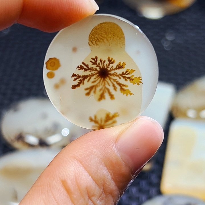 玛瑙/玉髓未镶嵌珠宝半成品