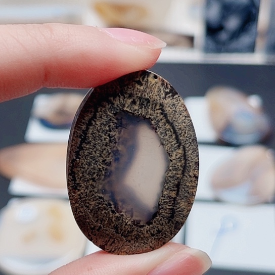 玛瑙/玉髓珠宝奇石未镶嵌烟*