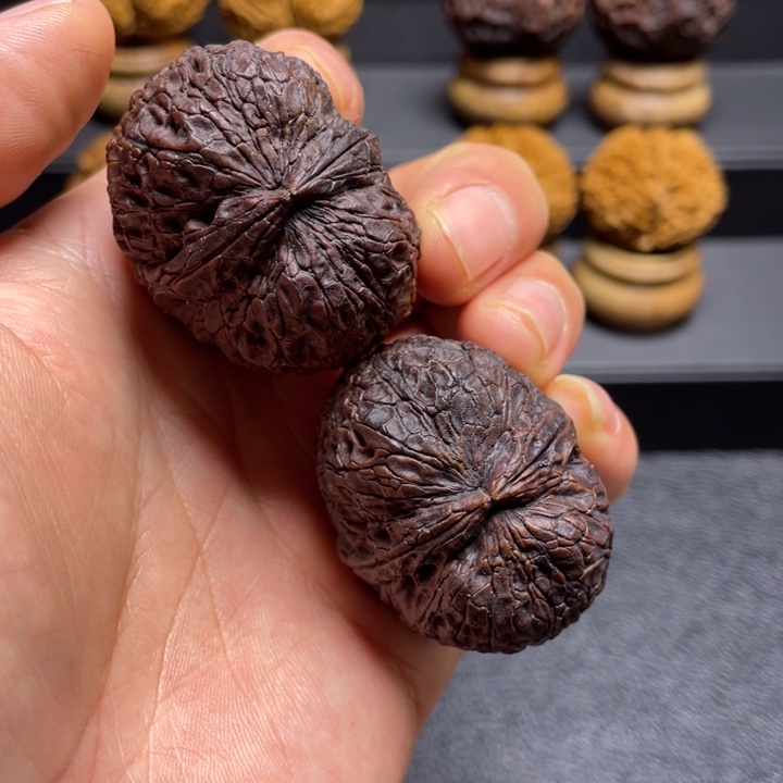 文玩核桃吊坠F巨蟒元宝41