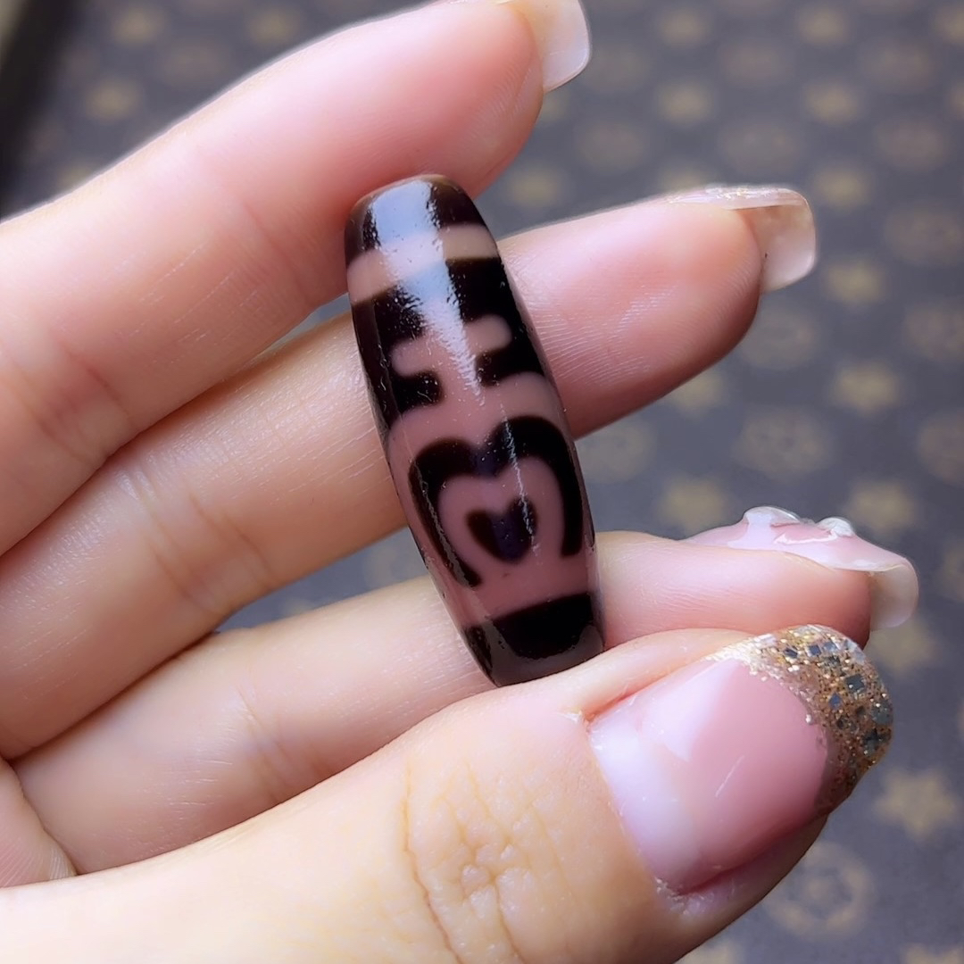 【一物一拍】老料手工粉雪域宝瓶-尺寸35.5/12.7mm