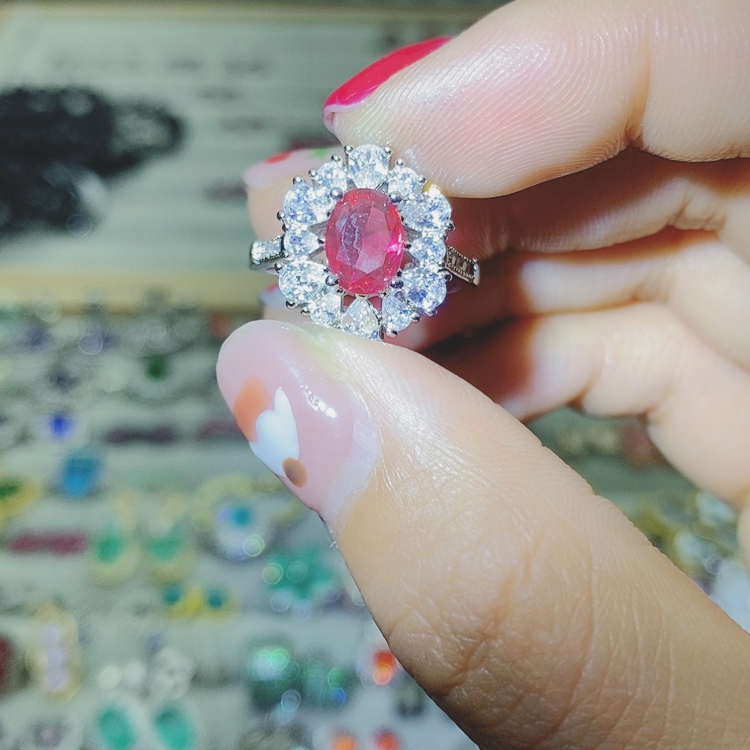 【闪购商品】托帕石耳饰银S925镶嵌