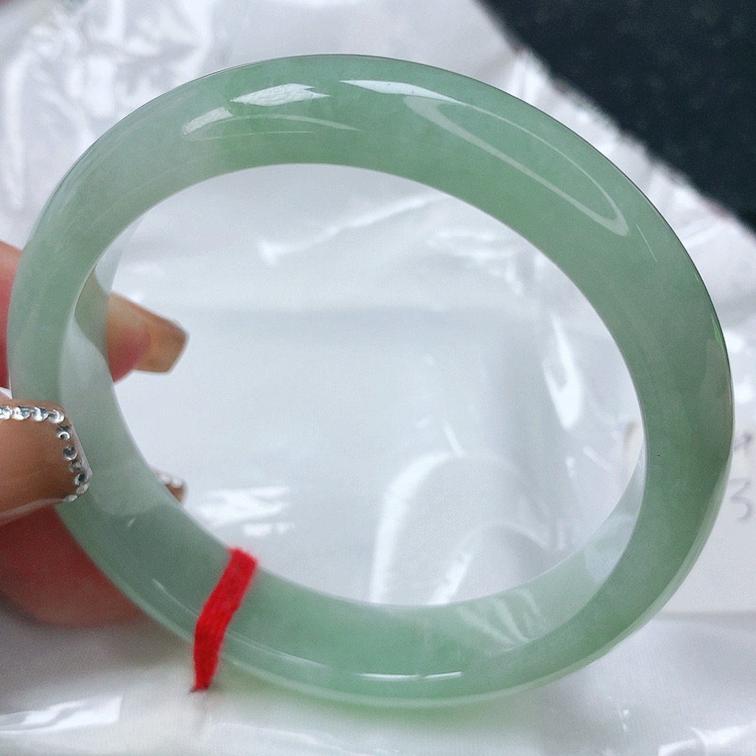 翡翠手镯未镶嵌缅甸天然A货翡翠A货