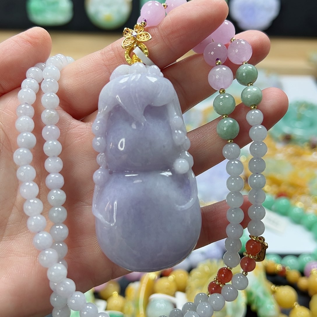 颈饰未镶嵌翡翠吊坠