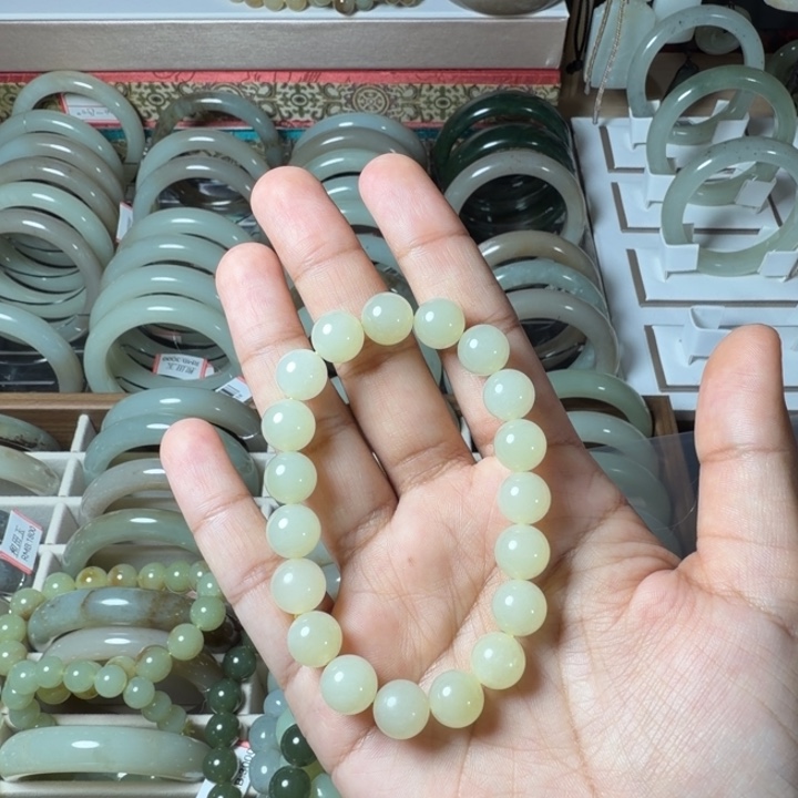 浮***记和田玉（糖玉）未镶嵌手链