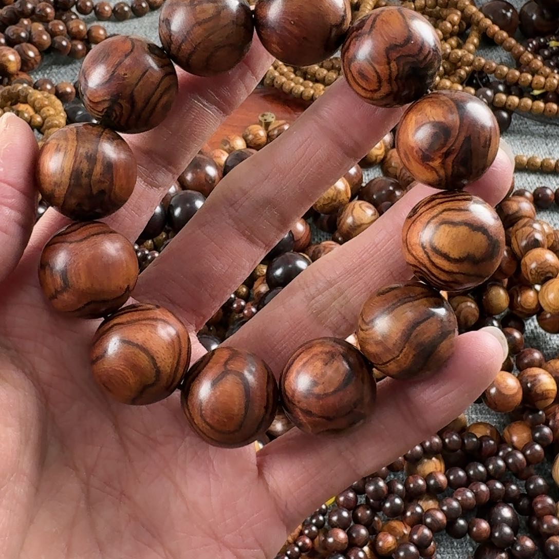 白玉菩提吊坠精品小商品