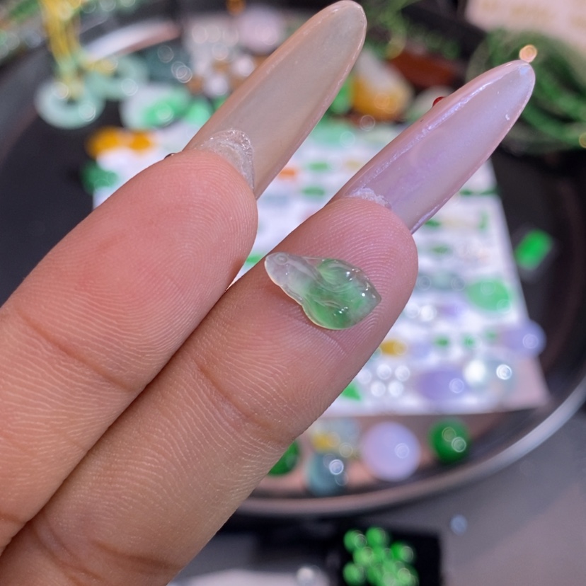 【闪购商品】翡翠挂件未镶嵌鱼