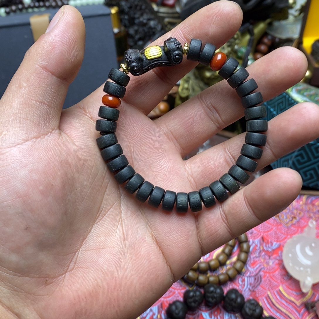 滴血莲花菩提吊坠