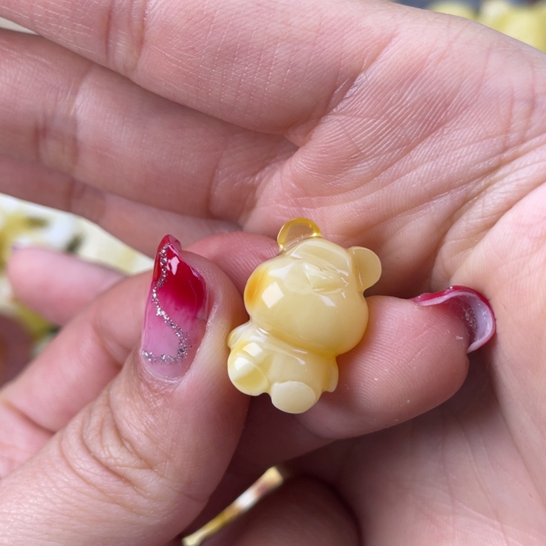 琥珀裸石未镶嵌蜜蜡