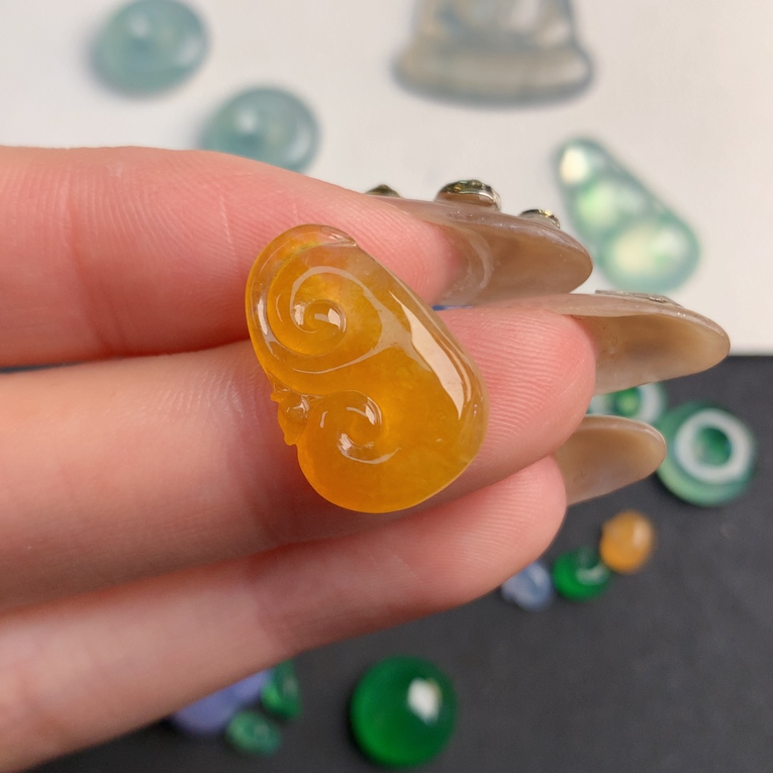 翡翠裸石19.28.13.32.4.24