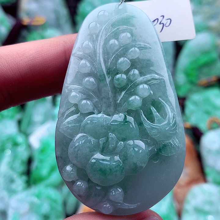 翡翠吊坠(不含链)未镶嵌