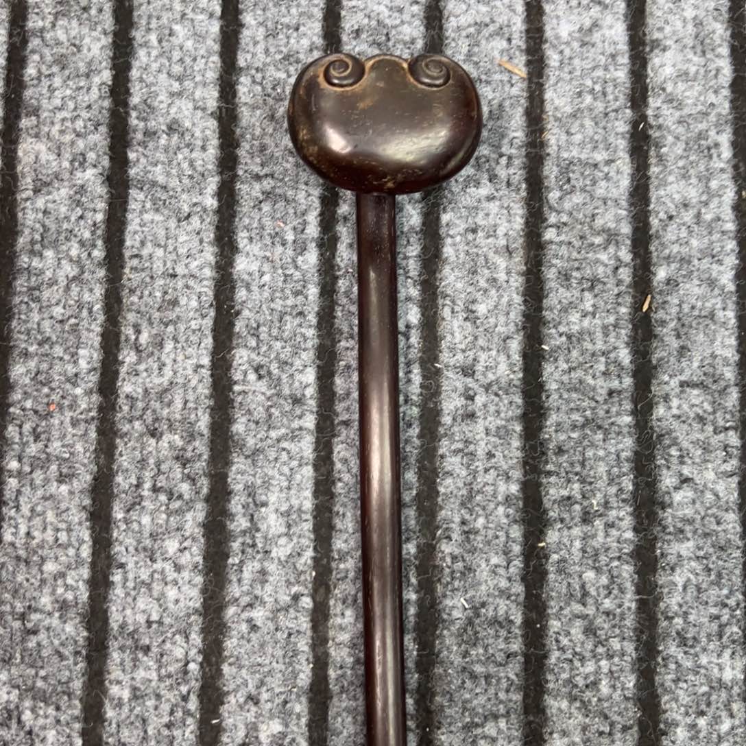 往***昔紫檀木小如意皮壳老