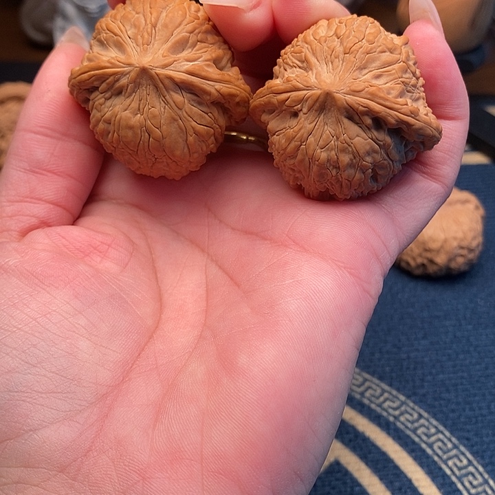 文玩核桃吊坠泥鳅背41全