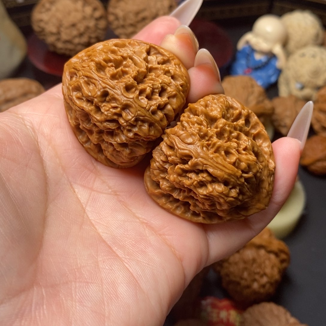 文玩核桃把件三角疆41