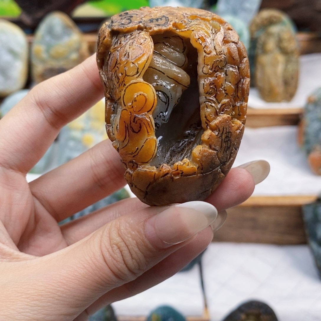 未镶嵌定制翡翠星***属