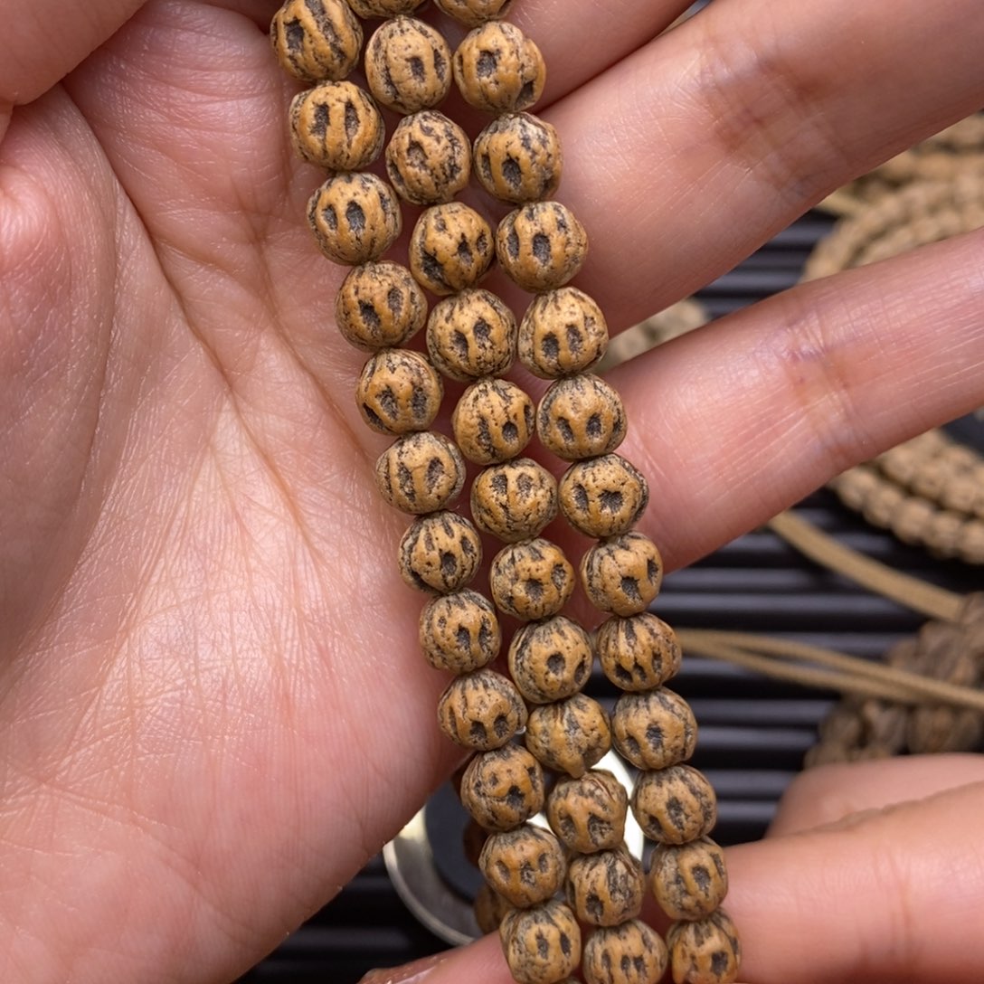 柏香籽/百香籽吊坠极**凡