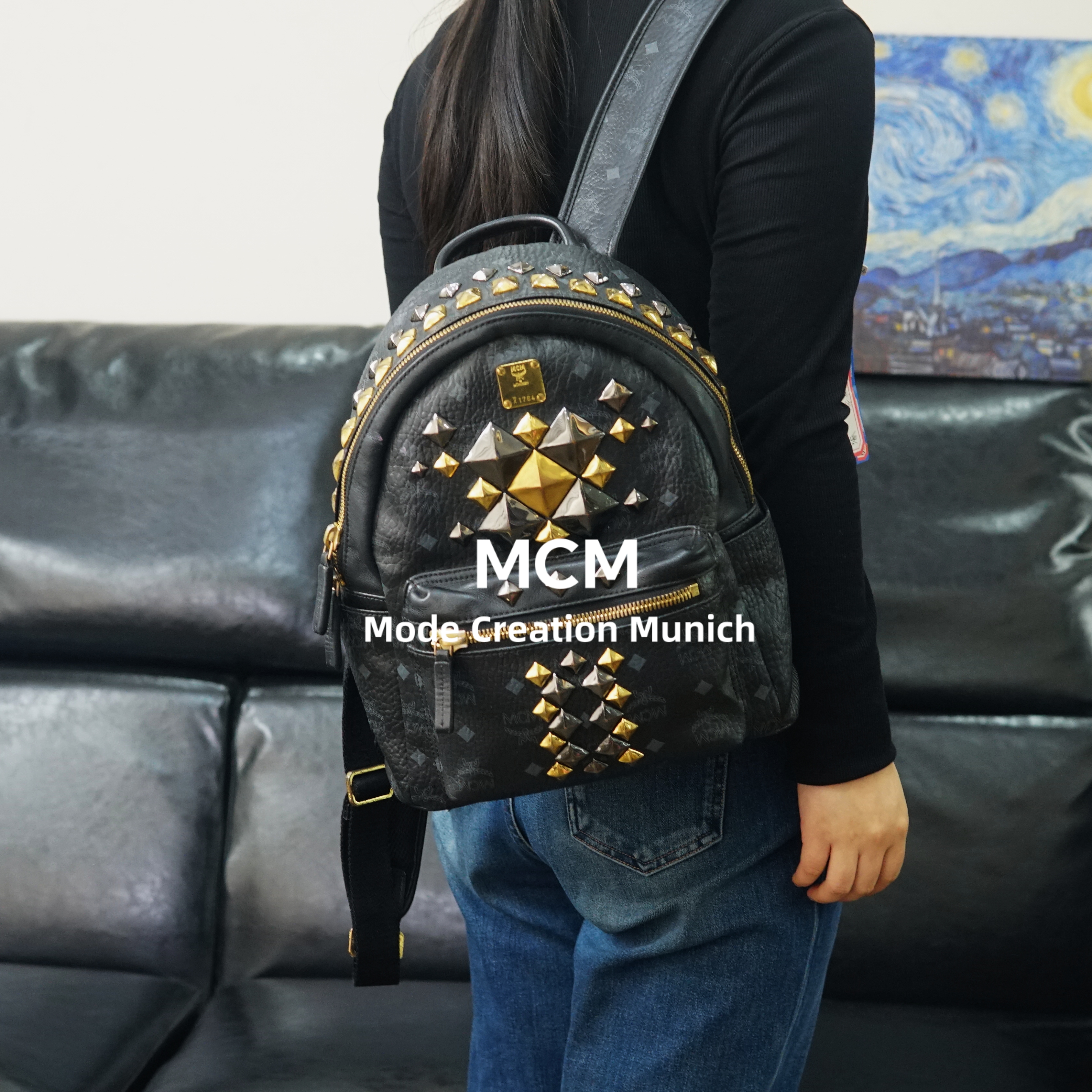 95新 MCM 黑色双肩包/SD02722036/2036