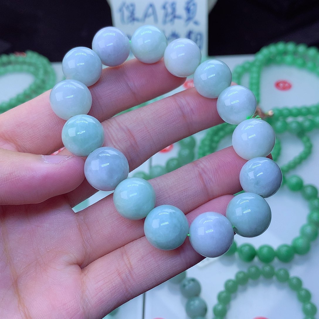 翡翠毛衣链未镶嵌