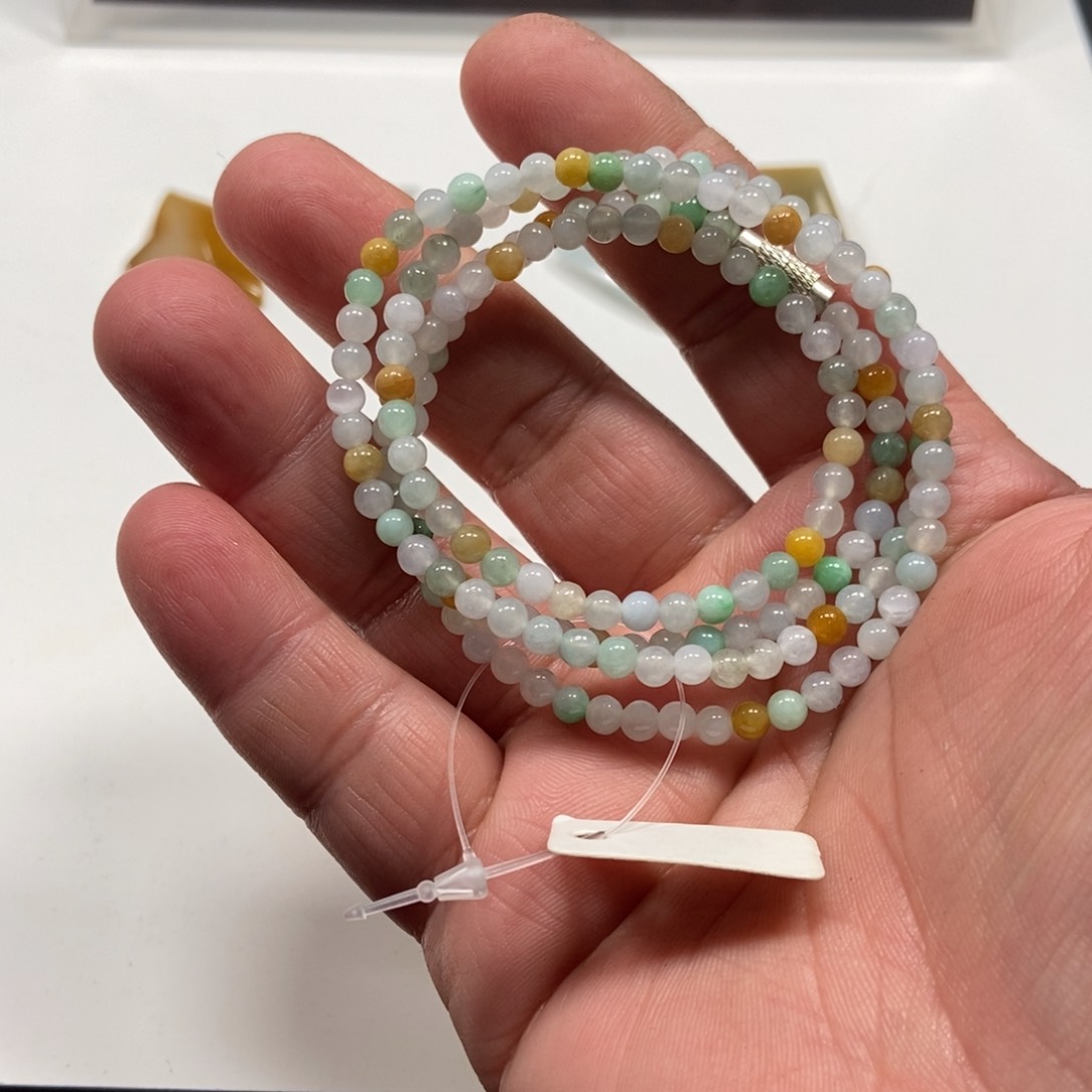 翡翠手链未镶嵌翡翠