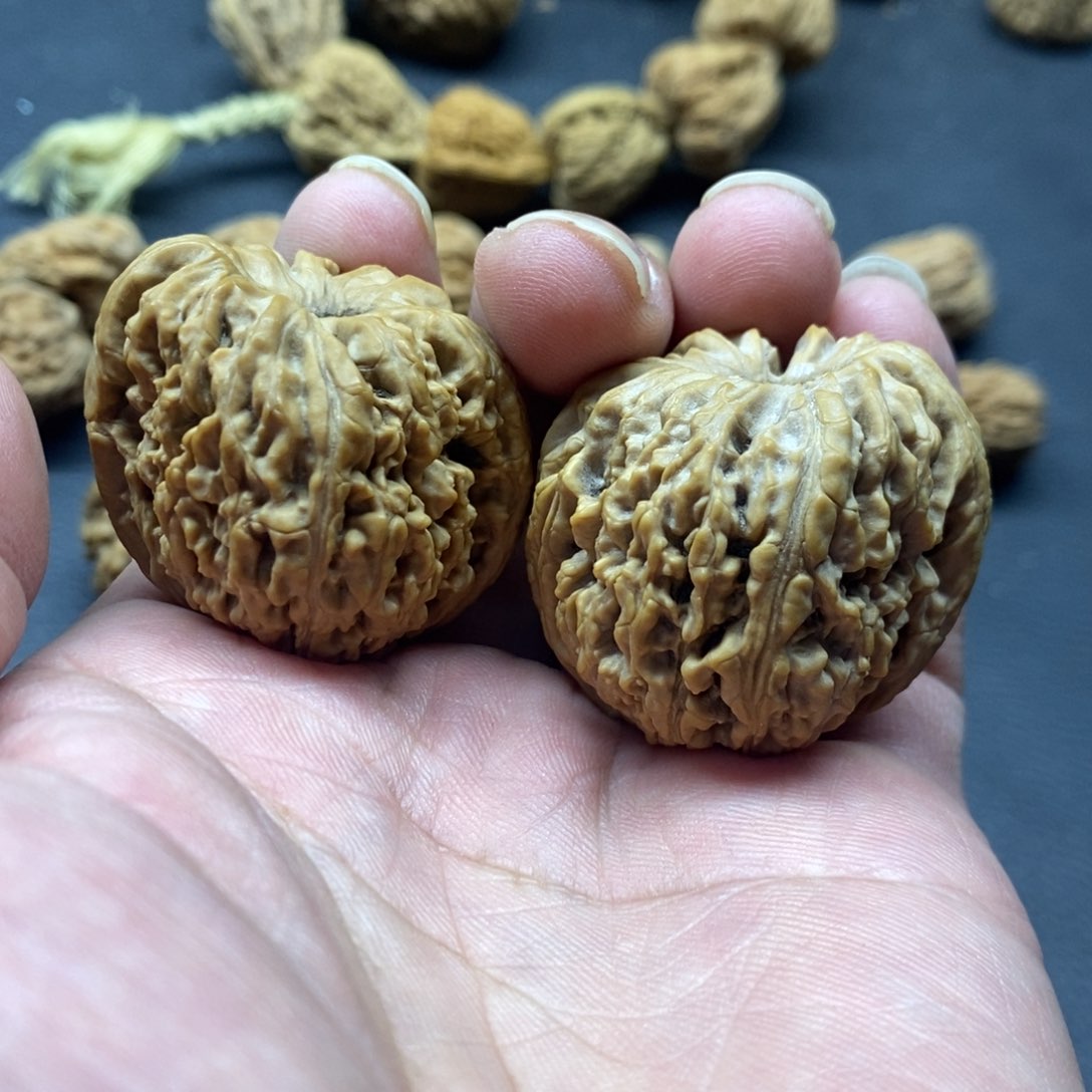 文玩核桃吊坠用****2开开心心