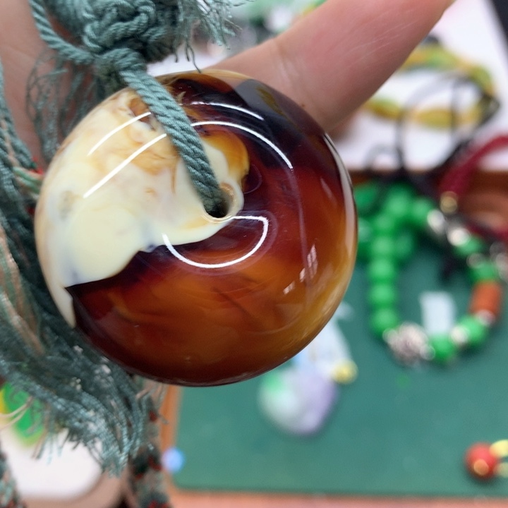 合金颈饰玛瑙/玉髓吊坠