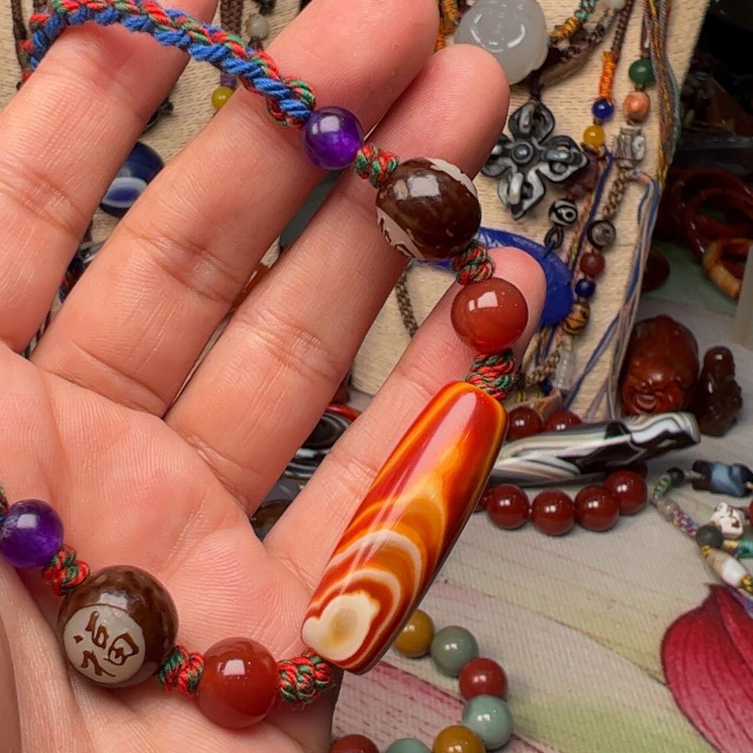 玛瑙/玉髓颈饰未镶嵌