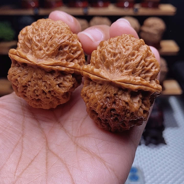文玩核桃把件七星绣球17