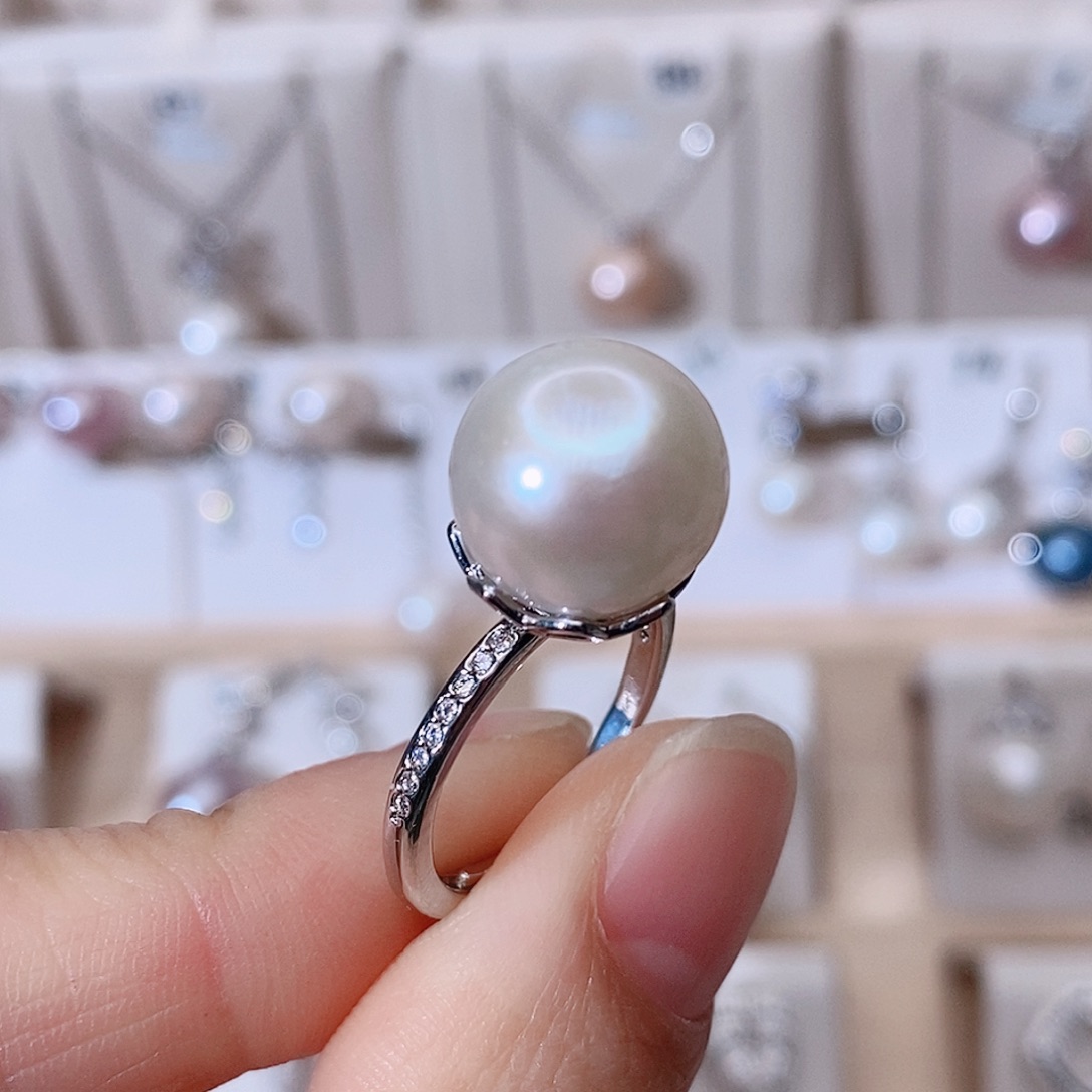 颈饰未镶嵌淡水珍珠