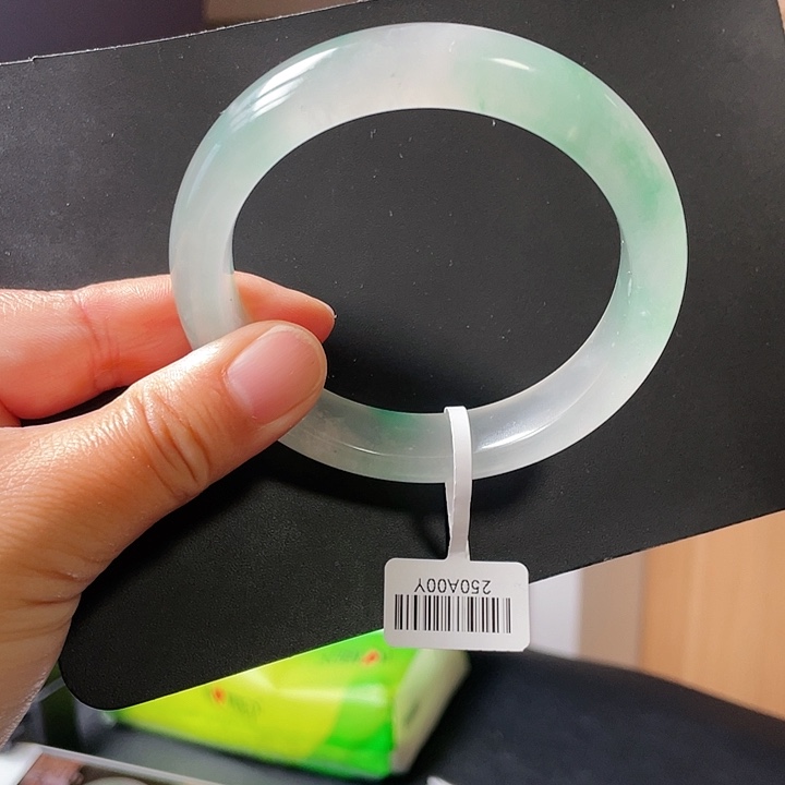 石英质玉手镯未镶嵌云**风瑶60