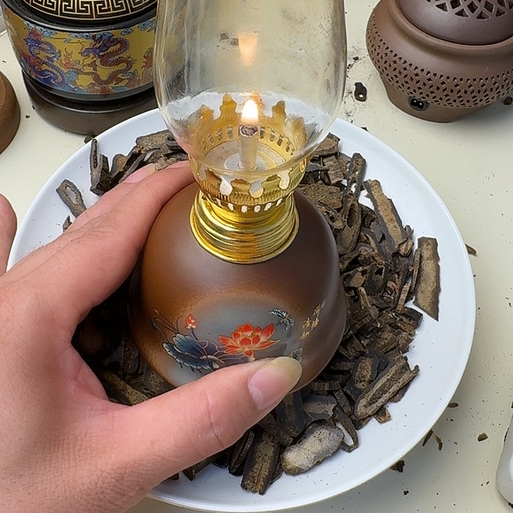 ～***～沉香碎屑沉香熏香灯1套