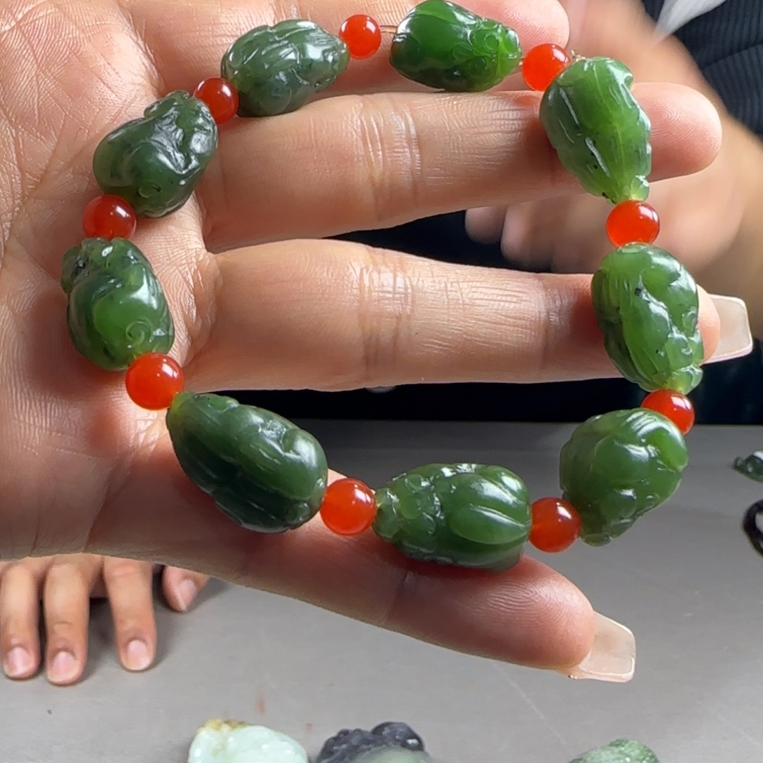 和田玉未镶嵌吊坠(不含链)