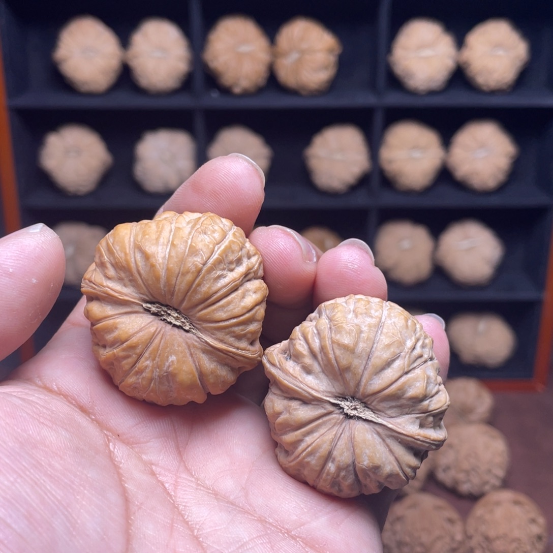 撞****吊坠文玩核桃南瓜墩