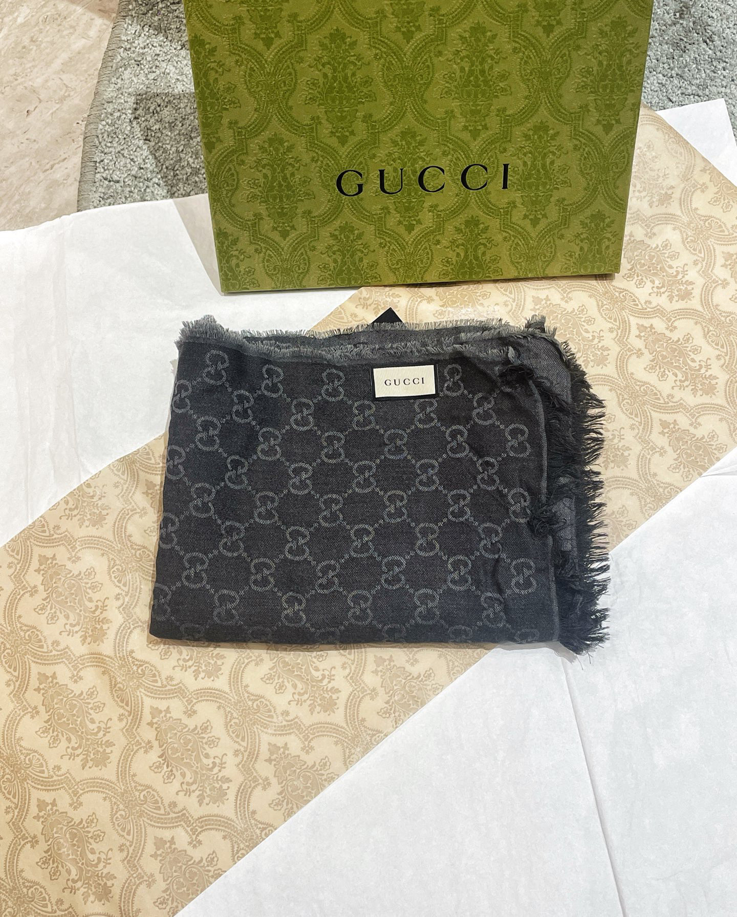 99新 GUCCI/古驰 热门款双g围巾/尺寸180*48 